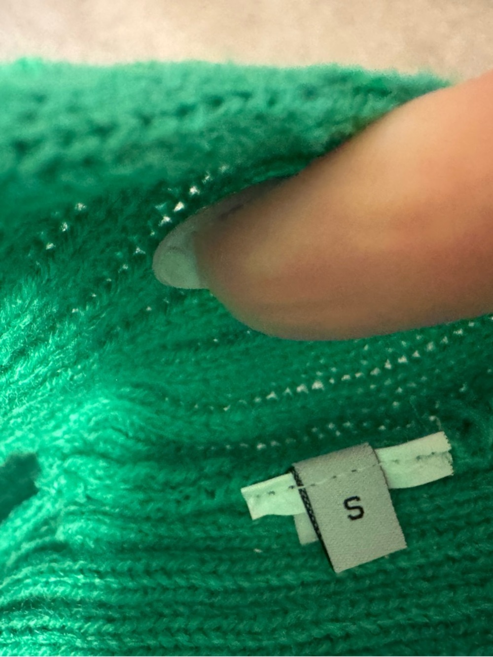 Green Shrug sweater - Picture 3 of 3